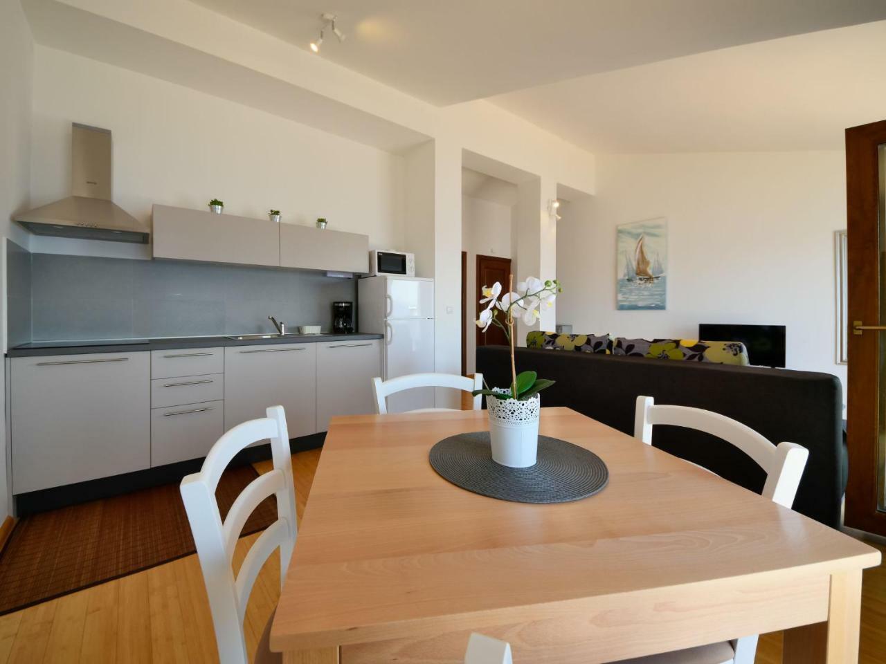 Apartment Val 2-1 By Interhome Sveti Juraj Eksteriør bilde