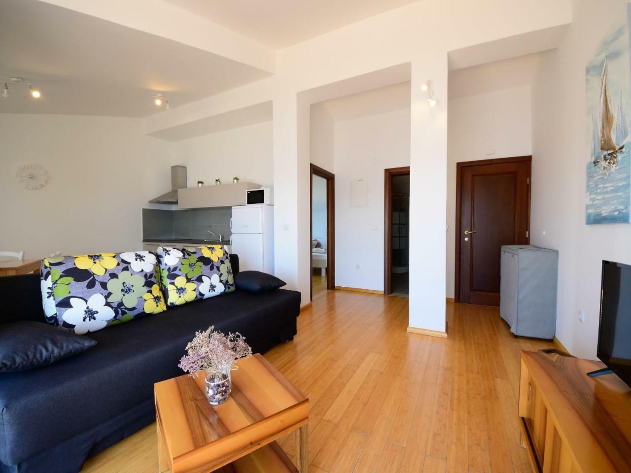 Apartment Val 2-1 By Interhome Sveti Juraj Eksteriør bilde